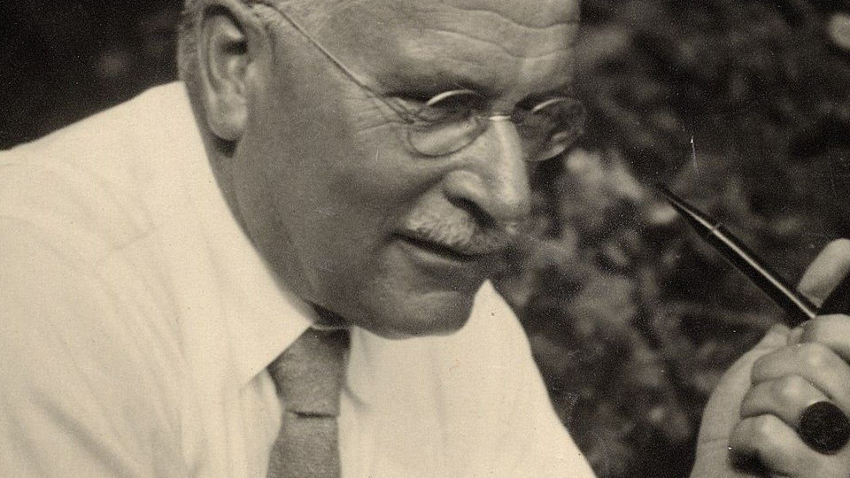 La hermenéutica simbólica del Círculo de Eranos El vuelo de la lechuza Carl jung